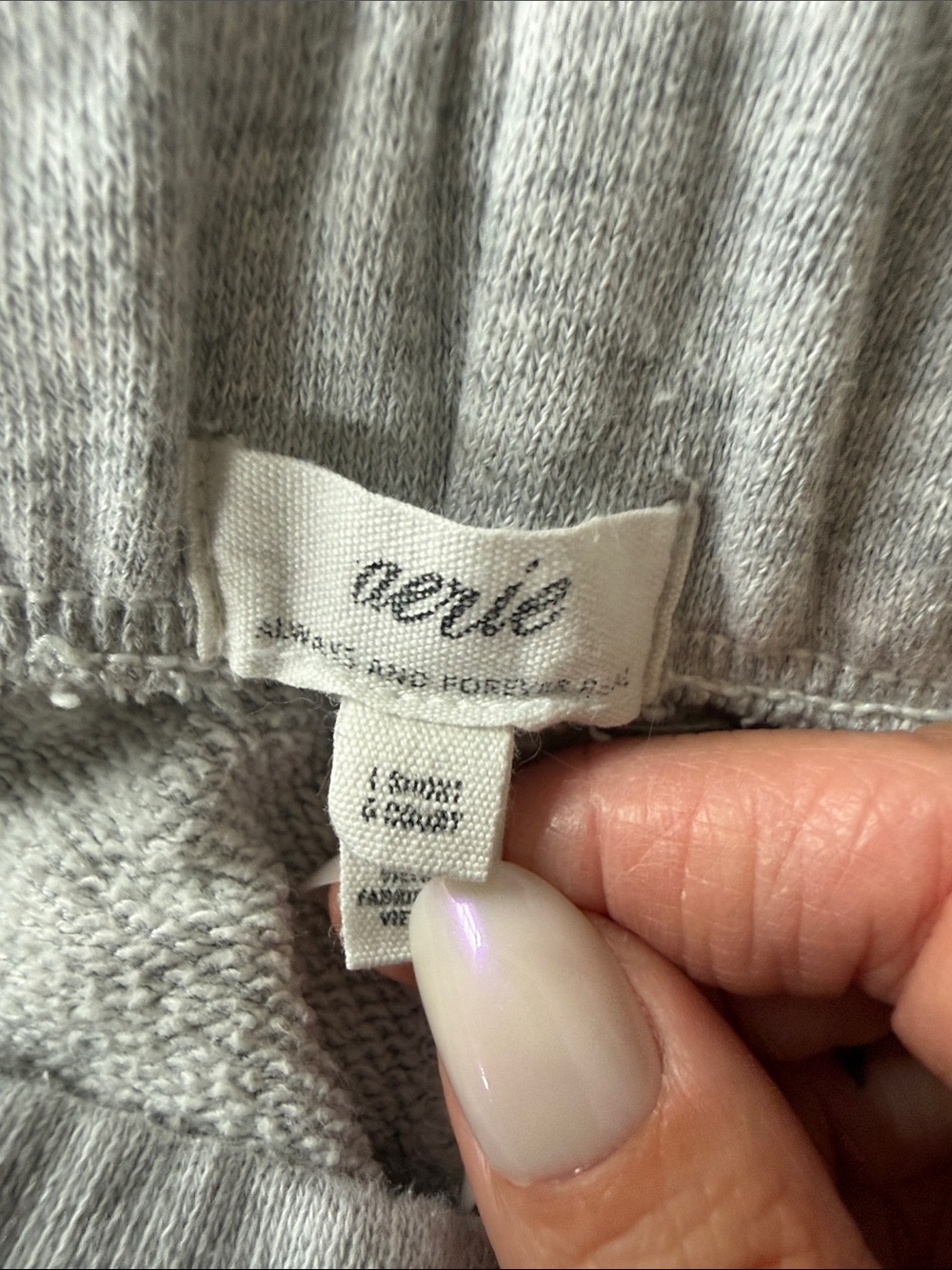 aerie Women’s Heather Gray Wide-Leg Sweatpants - Picture 3 of 3